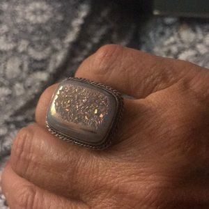 Beautiful druzy sterling silver ring size 7.00